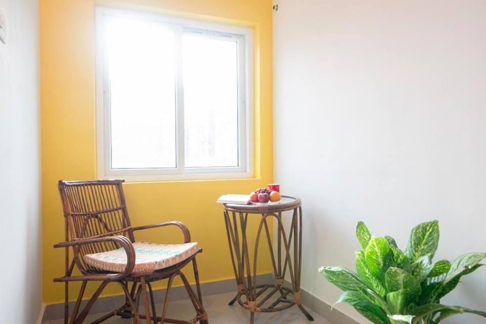 Buzz Quarter Hyderabad Bagian luar foto